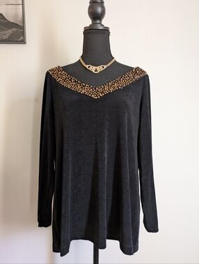Chico’s Black Slinky Knit Top Sz 3 (XL) Bronze Beaded V-Neck Long Sleeve